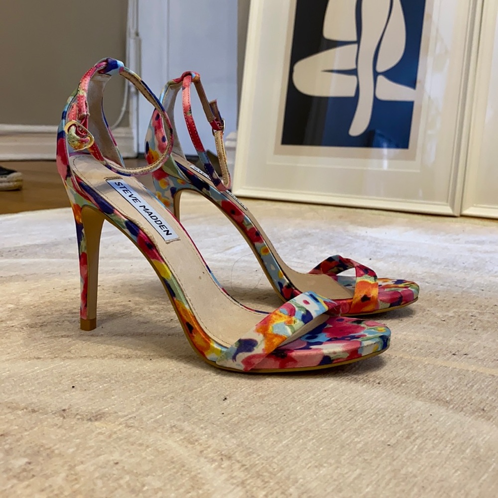 Steve Madden floral satin strappy heels